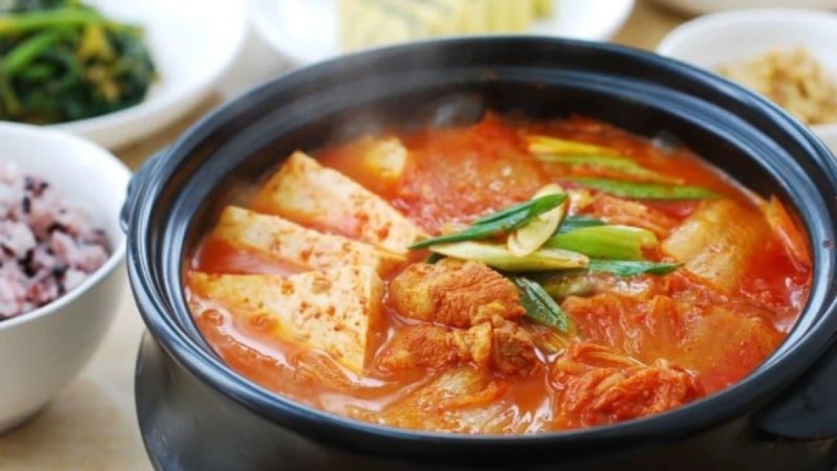 Bí quyết nấu canh kim chi ngon