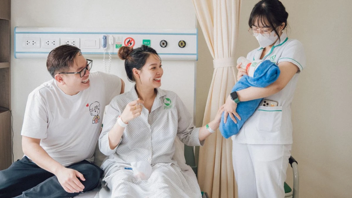 Thực đơn ở cữ sinh thường: Mẹ và bé cùng tận hưởng niềm vui