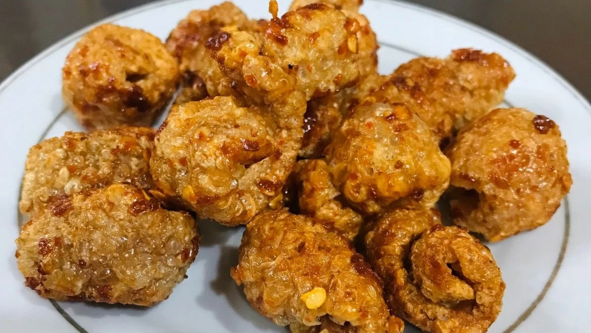 thit-xay-chien-gion-rum-cung-nuoc-cham-hap-dan