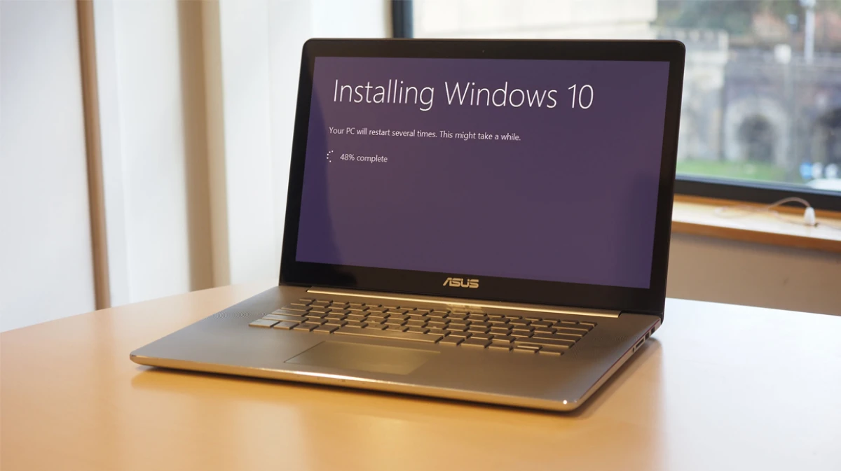 Quá trình cài đặt Windows 10 từ USB trên giao diện cài đặt