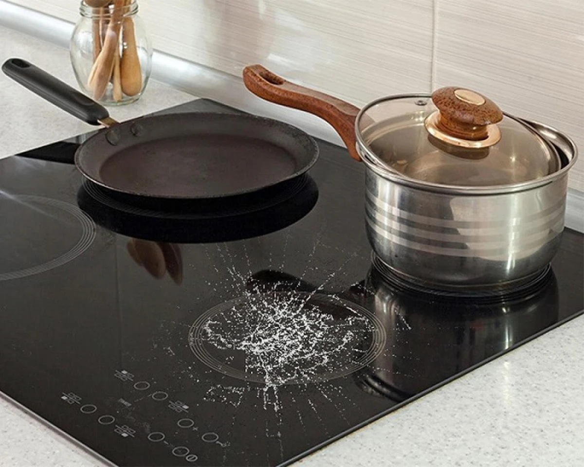 Bảng giá thay mặt kính bếp từ theo từng loại kính phổ biến