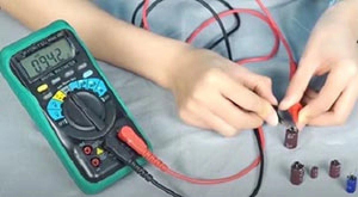 Những sai lầm phổ biến khi sử dụng đồng hồ vạn năng cần tránh