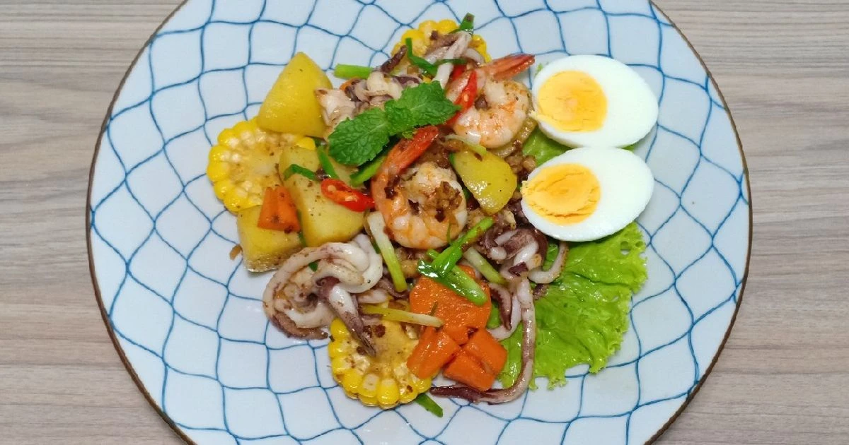 Món đậu phụ hấp cùng rau củ đầy màu sắc