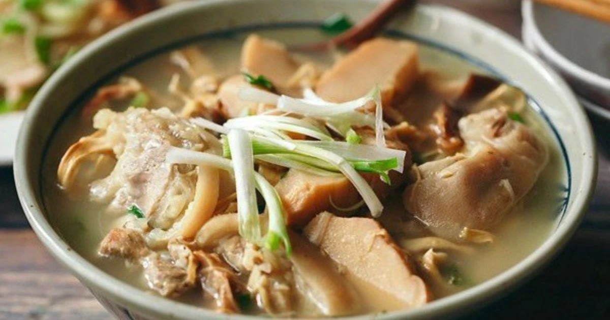 Măng Tươi Nấu Gì Ngon: 5 Món Ăn Hấp Dẫn Cho Cả Gia Đình image