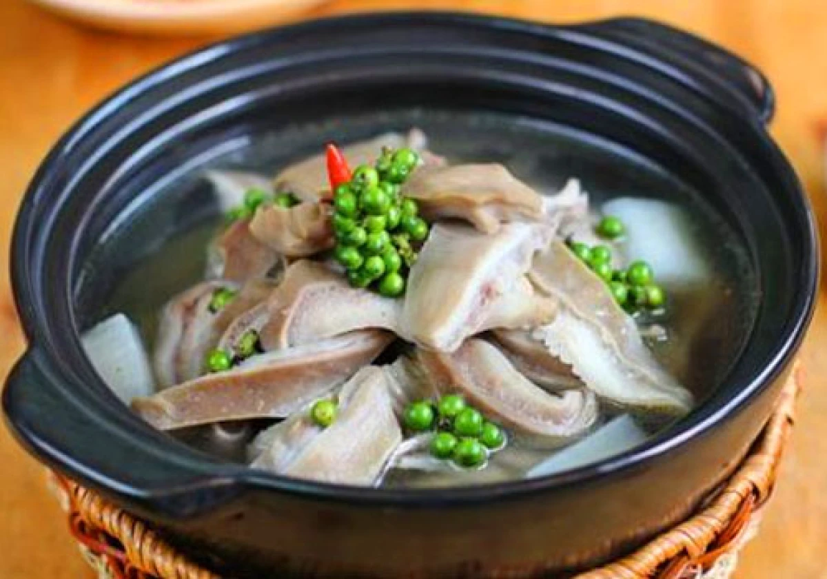 Hầm bao tử với tiêu đen tạo hương vị đậm đà
