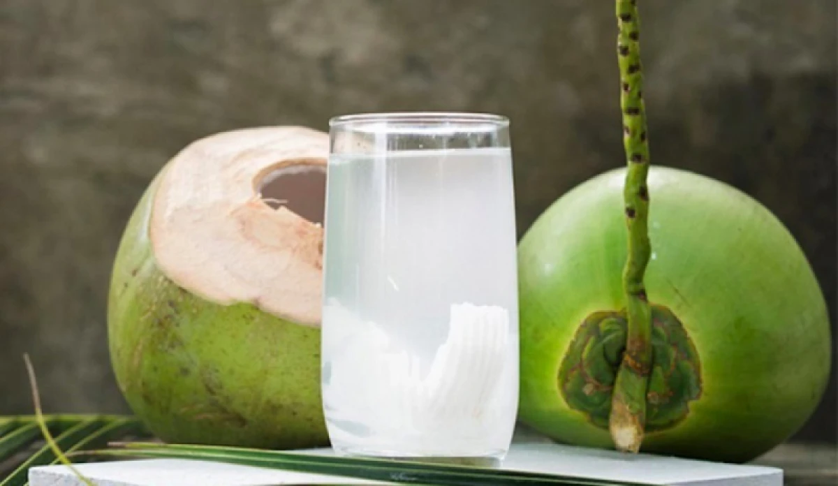 Nước dừa giúp giảm cân và thanh lọc cơ thể