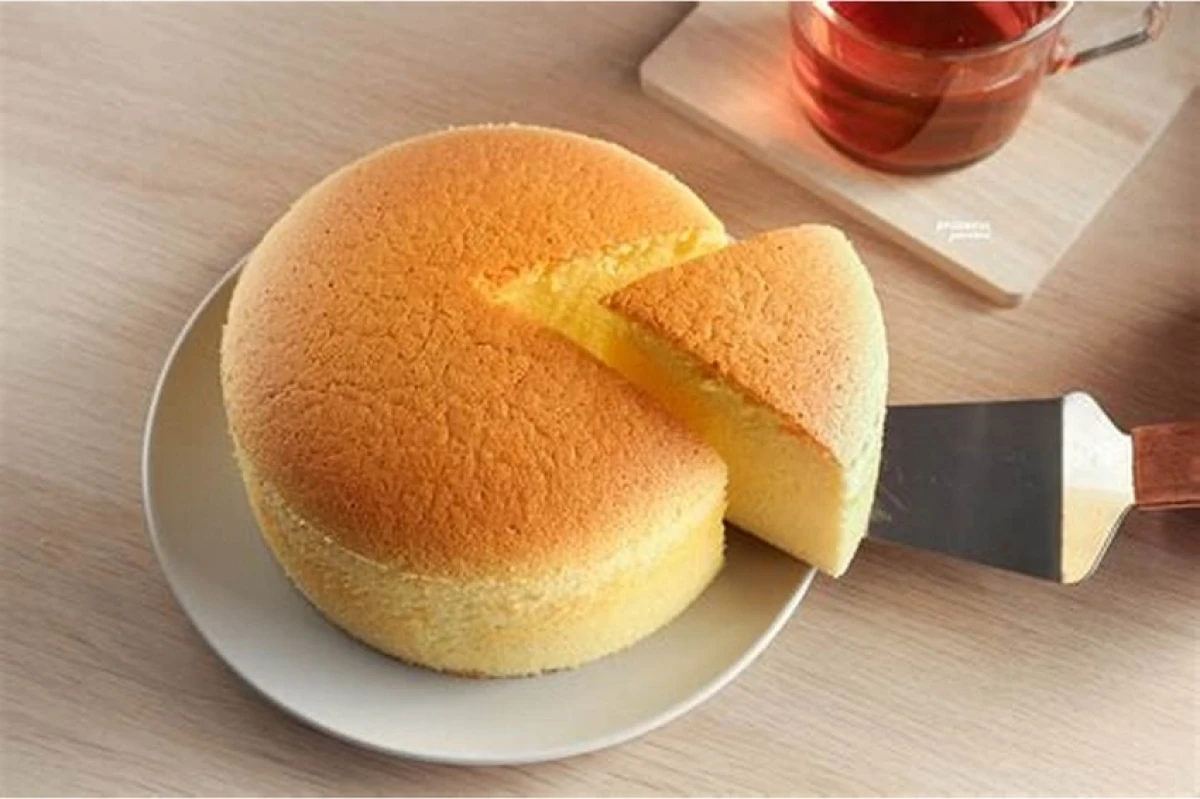Cách làm bánh bông lan bằng nồi chiên không dầu tại nhà