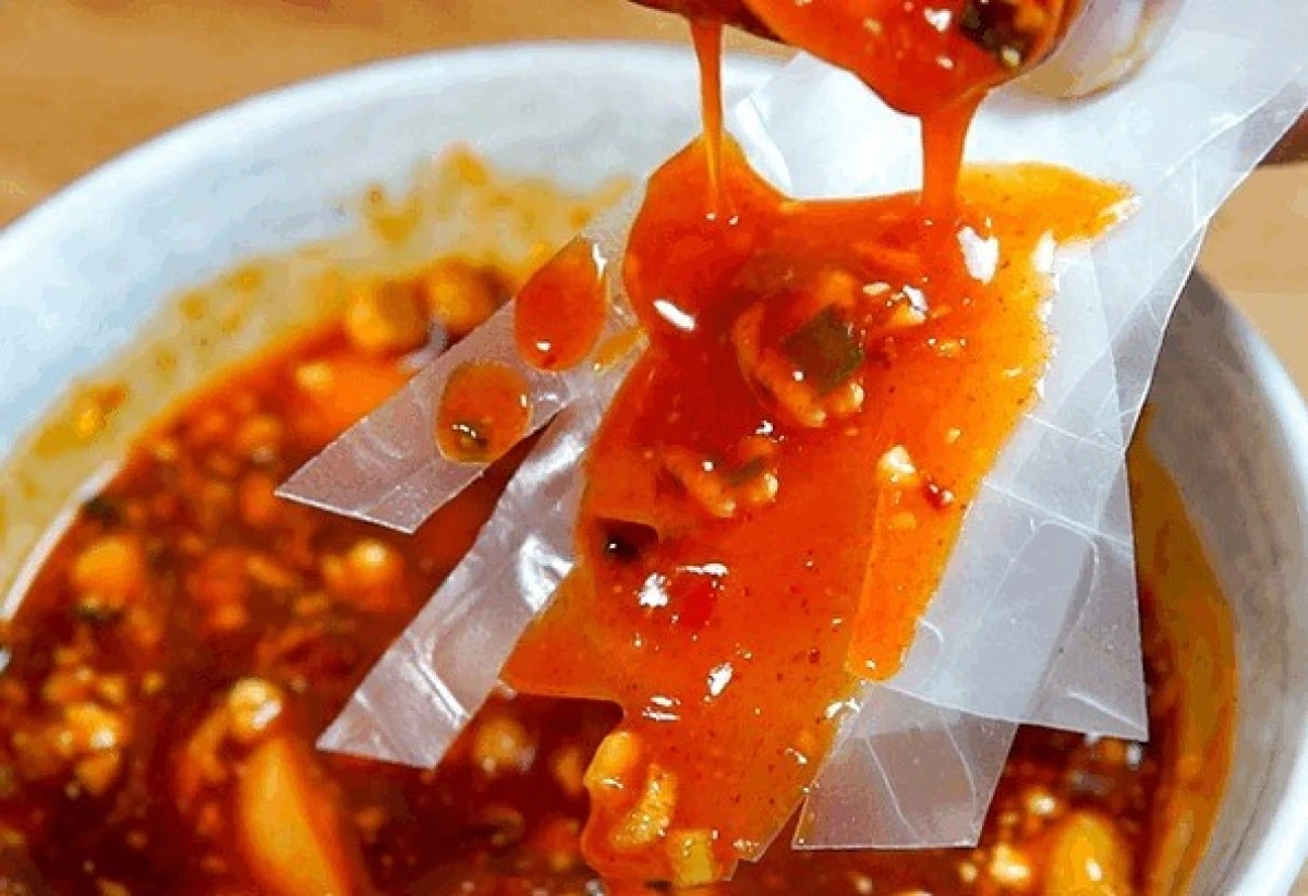 Mẹo làm nước sốt bánh tráng trộn đậm đà