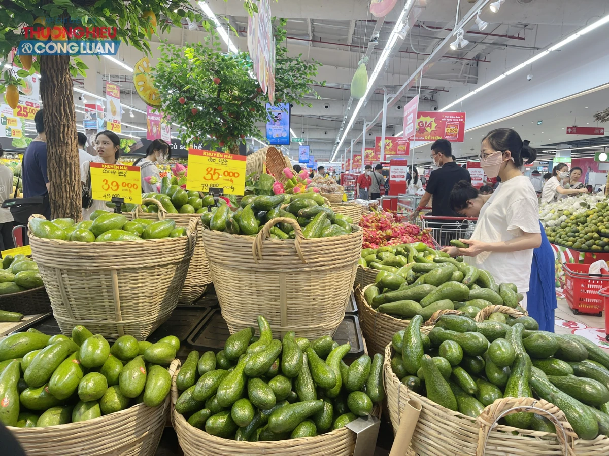 Siêu thị bày bán thực phẩm hữu cơ và đồ ăn chay