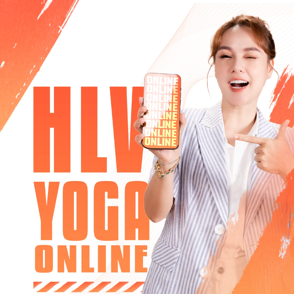 So sánh việc tập yoga tại nhà và đến lớp
