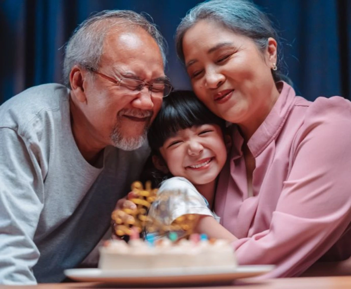 Quan tâm sức khỏe tinh thần giúp người già hạnh phúc