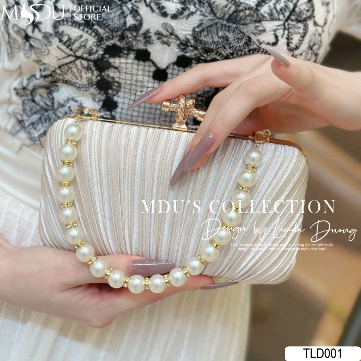 Túi clutch ánh kim sang trọng phối váy dạ hội