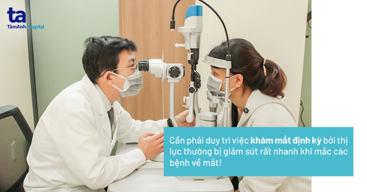 Khám mắt định kỳ giúp phòng chống cận thị