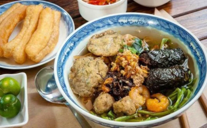 Bánh đa cua Hải Phòng: Hương vị đặc trưng khó quên của miền biển