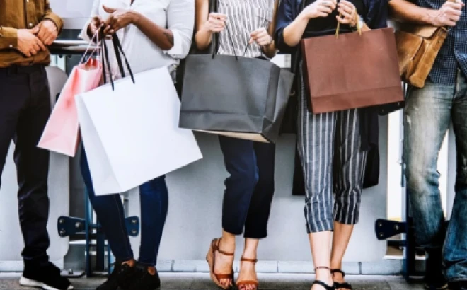 Thời trang fast fashion và sức hút không thể chối từ trong đời sống hiện đại